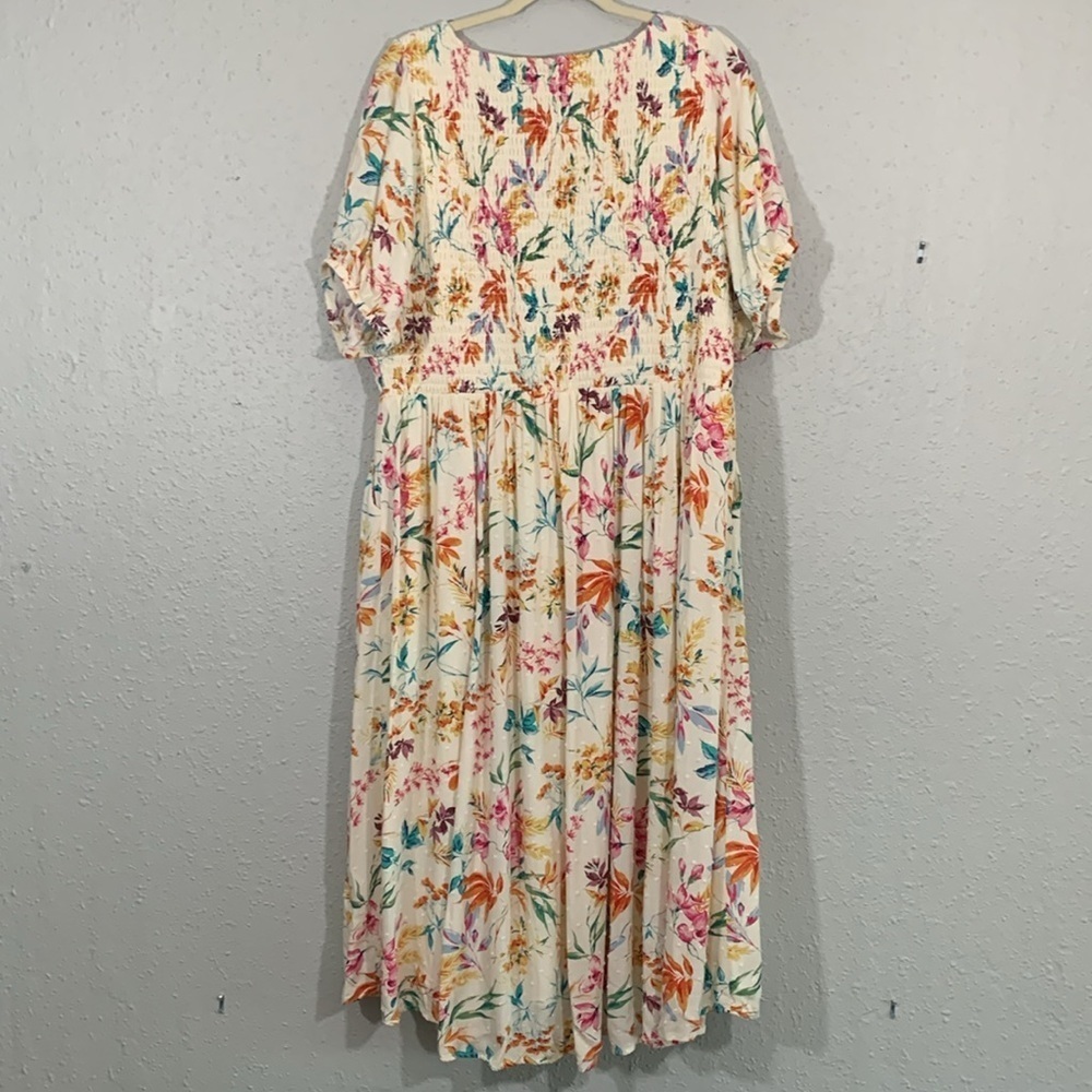 Torrid Floral Print Midi Swiss Dot Shirred Dress with Pockets size 3X - Picture 7 of 16